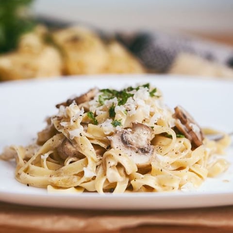 Tagliatelles aux Champignons et Crème Fraîche