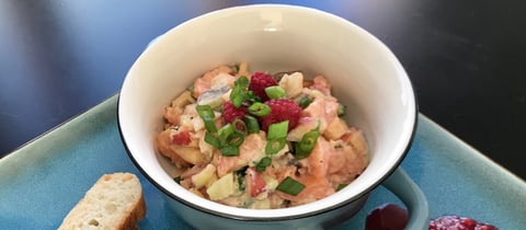 Tartare de Saumon avec Fruits