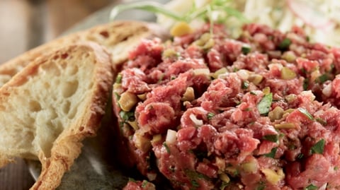 Tartare de Bœuf Rémoulade de Chou-Rave