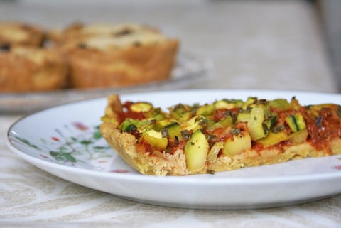 Tarte à la Courgette, Pâte à la Farine de Pois Chiches {sans gluten, vegan}