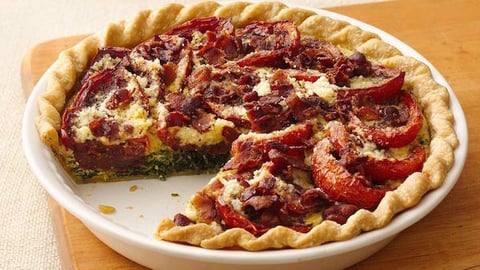 Tarte au Bacon aux Épinards et aux Tomates Rôties au Vinaigre Balsamique
