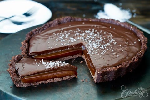Tarte Au Caramel Salé Au Chocolat, Croûte au Beurre D'amande