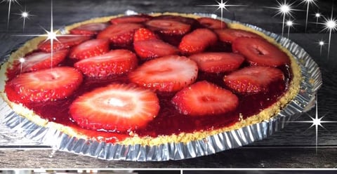 Tarte Biscuits Graham avec Gelée de Fraises et Pouding au Chocolat