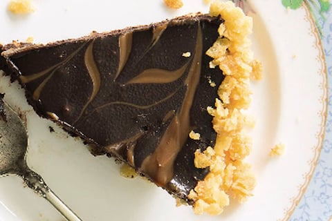 TARTE CHOCO-CARAMEL EN CROÛTE DE CHIPS