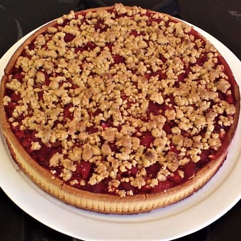 Tarte Crumble Rhubarbe et Fraises