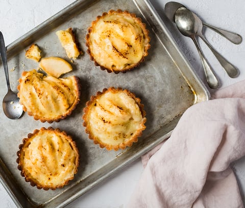 Tartelettes aux Pommes Gratinées