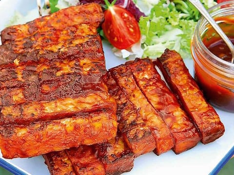 Tempeh façon Ribs et Sauce Bbq au Sirop D’érable