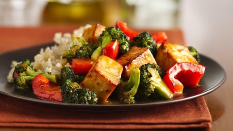 Tofu à L'orange et au Sésame avec Brocoli