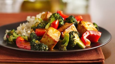 Tofu à L'orange et au Sésame avec Brocoli