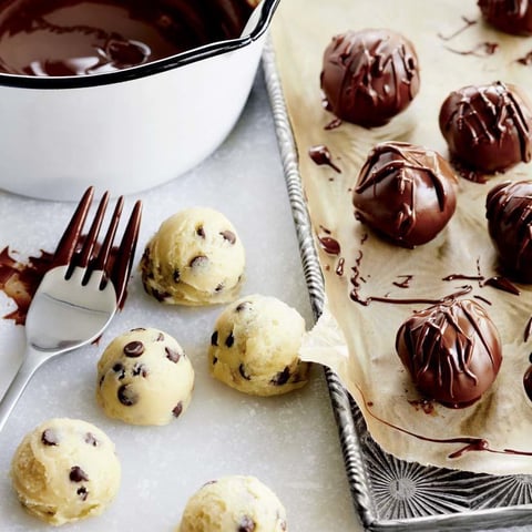Truffes à la Pâte de Biscuits