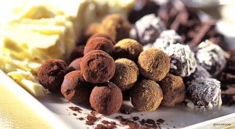 TRUFFES AU CHOCOLAT BLANC ET FONDANT