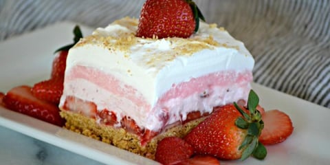 Un dessert aux Fraises sans Cuisson et à la Texture Onctueuse