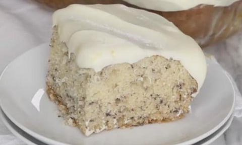 UN GÂTEAU AUX BANANES