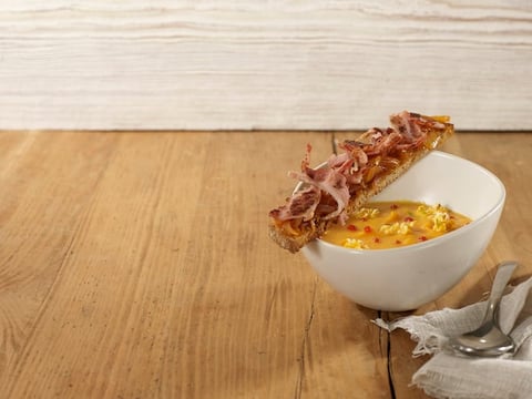 Velouté de Carottes Pop-corn au Tomato Ketchup Heinz et Tartine Grillée au Lard