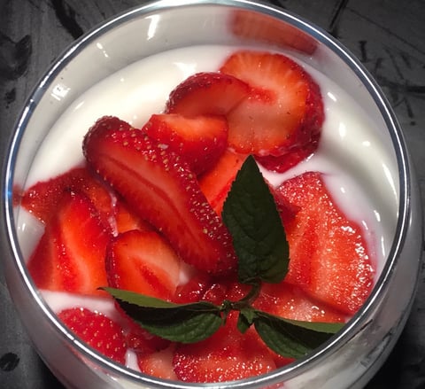 Verrine de Fraises et Yogourt