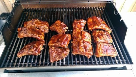 VRAIES CÔTES LEVÉES BBQ (STYLE BÂTON ROUGE)