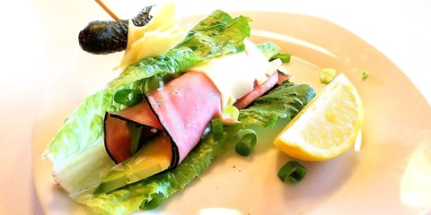 WRAP, AVOCAT, JAMBON ET FROMAGE