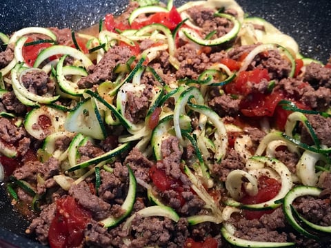 Zucchinis Sauce Tomates et Boeuf Haché