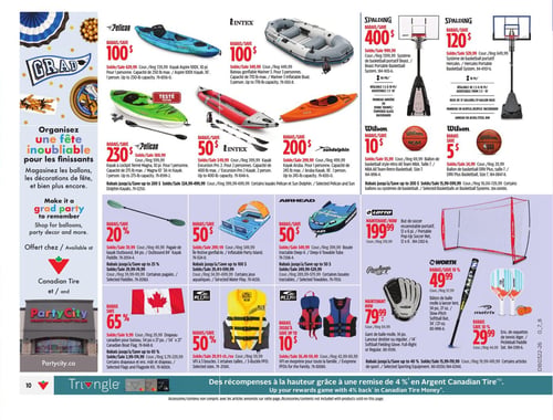 Circulaire Canadian Tire - Page 13. La page présente des articles pour les activités nautiques et sportives, ainsi que des articles de fête. En haut, un kayak Pelican Aspire 100X de 10 pieds pour 1 personne est en rabais de 100 $, prix régulier 729,99 $. À côté, un bateau gonflable Mariner 3 pour 3 personnes est en rabais de 100 $, prix régulier 449,99 $. Deux systèmes de basketball portatifs Spalding sont offerts : le modèle Beast en rabais de 400 $ (prix régulier 999,99 $) et le modèle Hercules en rabais de 120 $ (prix régulier 649,99 $). Plus bas, un kayak Pelican à cockpit fermé Magna de 10 pieds est en rabais de 230 $, prix régulier 599,99 $. Un kayak Intex Excursion Pro 2 pour 2 personnes est en rabais de 50 $, prix régulier 399,99 $. Un kayak Sun Dolphin Aruba pour 1 personne est en rabais de 200 $, prix régulier 499,99 $. Deux ballons de basketball Wilson sont également en rabais : le modèle NBA Team Retro à 10 $ de rabais (prix régulier 55,99 $) et le modèle DRV Plus à 5 $ de rabais (prix régulier 24,99 $). La section inférieure propose une pagaie de kayak Outbound de 84 pouces en rabais de 20 % (prix régulier 49,99 $), une île festive gonflable en rabais de 50 % (prix régulier 299,99 $), et une bouée tractable Deep-V Airhead en rabais de 50 % (prix régulier 399,99 $). Un filet de soccer escamotable portatif Lotto de 12 x 6 pieds est à 199,99 $, prix régulier 219,99 $. Un drapeau canadien pour bateau de 54 x 27 pouces est en rabais de 65 % (prix régulier 29,99 $). Un VFI Fluid en éoprène pour toute la famille est en rabais de 50 % (prix régulier 59,49 $). Un gant de balle molle Rawlings de 14 pouces est à 79,99 $, prix régulier 84,99 $. Un bâton de balle molle à lancer lent Worth de 34 pouces, 27 onces, est à 49,99 $, prix régulier 84,99 $. Enfin, un ensemble de raquettes de tennis léger Matrix est à 29,99 $, prix régulier 44,99 $. La page inclut aussi un message pour organiser une fête inoubliable pour les finissants, avec des ballons et décorations de fête disponibles chez Canadian Tire et Partycity.ca. En bas de page, une mention de récompenses avec une remise de 4 % en Argent Canadian Tire.