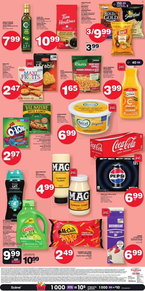 Circulaire Les Marchés Tradition - Page 2. La page présente une variété de produits sur un fond rouge. En haut à gauche, l'huile d'olive extra vierge Compliments de 500 ml est à 7,99 $. À côté, le café ou chocolat chaud Tim Hortons, 300 g ou 10 à 14 unités, est offert à 10,99 $. En haut à droite, les croustilles Lay's, les bretzels Rold Gold, les grignotises Munchies ou le maïs soufflé Smartfood, en formats variés, sont à 3 pour 9,99 $ ou 3,99 $ chacun. Au centre gauche, les biscuits Dare Maxi Fruits de 280 à 310 g sont à 2,47 $. Au centre, le plat d'accompagnement Knorr Sidekicks de 120 à 167 g est à 1,65 $. Au centre droit, le jus d'orange réfrigéré Compliments de 1,36 ou 1,54 L est à 3,99 $. Plus bas à gauche, les boîtes à lunch Val Nature de 210 à 230 g ou les barres ou snacks Betty Crocker, Fruit-O-Long, Rouleaux aux fruits ou Gushers de 128 ou 141 g sont à 2,97 $. Au centre, la margarine Becel Originale de 437 ou 850 g est à 6,99 $. À droite, les canettes de Pepsi ou Coca-Cola de 12 x 355 ml sont à 6,99 $. En bas à gauche, le détergent à lessive Gain de 200 brassées ou le réhausseur de parfum Downy Unstopables de 379 g est à 9,99 $ avec la carte Scène ou 10,99 $ sans carte. Au centre, les pommes de terre frites surgelées McCain coupe régulière de 800 g sont à 2,49 $. Enfin, en bas à droite, la crème à fouetter Northumberland 35 % de 1 L est à 6,99 $.