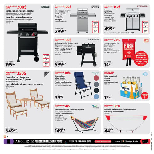 Home Hardware - Page 3. La page présente plusieurs offres sur des articles de plein air et de barbecue. En haut à gauche, un barbecue à brûleur Dyna-Glo Searplus est offert à 199,97 $, une économie de 200 $. Il était 399,97 $ et possède 35 000 BTU, 3 brûleurs et 468 po² de surface de cuisson. Au centre, un barbecue de terrasse Monument avec fenêtre pour petits espaces est à 299,97 $, une économie de 100 $. Il était 399,99 $ et a 24 000 BTU, 2 brûleurs et 473 po² de surface de cuisson. À droite, un barbecue Sterling Ignite 440 en acier inoxydable est à 499,97 $, une économie de 150 $. Il était 649,99 $ et est aussi disponible en gaz naturel à 549,97 $. Il a 40 000 BTU, 4 brûleurs et 600 po² de surface de cuisson. Sous le barbecue Dyna-Glo, un gril aux granules de bois Pit Boss 700FB avec commandes numériques et 747 po² de surface de cuisson est à 599,97 $, une économie de 100 $. Il était 699,99 $. À côté, une couverture anti-feu Canada Fire Blanket en polyéthylène tissé à 100 % est à 14,97 $, une économie de 25 %. Elle était 19,99 $. Un message encourage à griller et camper en toute sécurité. En bas à gauche, un ensemble de réception Dura Malbaie en osier de 5 pièces avec structure en métal est à 649,97 $ l'ensemble, une économie de 350 $. Il était 999,99 $. Au centre, une chaise pliante InStyle à haut dossier est à 39,97 $ chacune, une économie de 30 %. Elle était 59,99 $ et est disponible en plusieurs couleurs. À droite, un paquet de 6 bières sans alcool Corona Cero est à 12,97 $ le paquet. Sous l'ensemble Malbaie, des hamacs doubles Vivére en coton avec support, au design brise des îles ou tropical, sont à 149,97 $ chacun, une économie de 50 $. Ils étaient 199,99 $. Enfin, un ensemble de badminton facile à assembler est à 44,97 $ l'ensemble, une économie de 30 %. Il était 64,99 $.