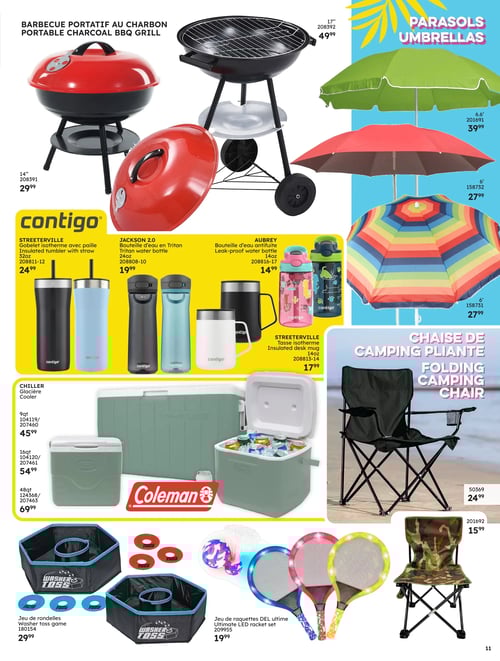Articles d'été variés pour le plein air dans la Circulaire Rossy Circulaire Rossy - Pleins feux sur l'été 2025. Page mettant en avant divers produits d'été, incluant un barbecue portatif au charbon à 29,99 $, un barbecue portatif à 49,99 $, des parasols colorés à partir de 27,99 $, et plusieurs bouteilles d'eau de la marque Contigo. On y trouve aussi une glacière Coleman avec différentes capacités, avec prix allant de 45 $ à 69,99 $, ainsi que des jeux de plein air comme un jeu de rondelles à 29,99 $ et un jeu de raquettes DEL à 19,99 $. La page présente également des chaises de camping pliantes à partir de 15,99 $.