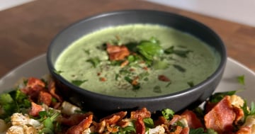 Chou-fleur Rôti à la Friteuse à Air Chaud avec sa Sauce Coriandre et Lime