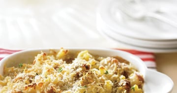 Macaronis au Fromage, aux Pommes et à la Saucisse