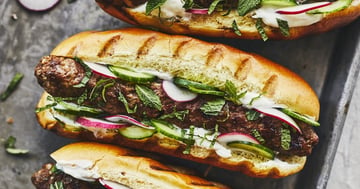 Dogburger à la Libanaise