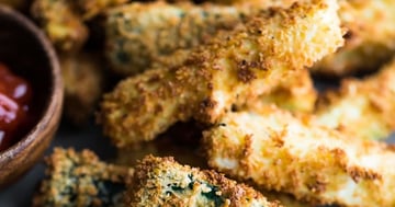 Frites de Courgettes dans la Friteuse à Air Chaud