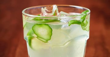 Gin aux Concombres et aux Herbes