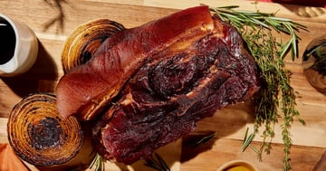 Jambon à l’Os Braisé à la Bière et à l’Érable