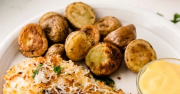 Poulet en Croûte de Parmesan à la Friteuse à Air Chaud