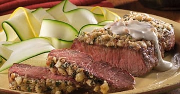 BIFTECKS EN CROÛTE DE GORGONZOLA