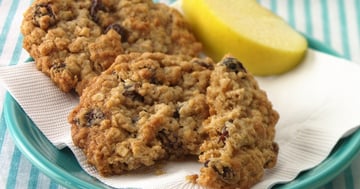 Biscuits à L'Avoine, au Miel et aux Raisins