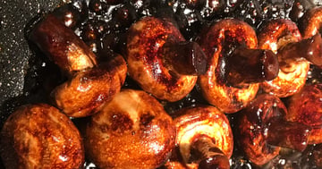Brochettes de Champignons Marinés