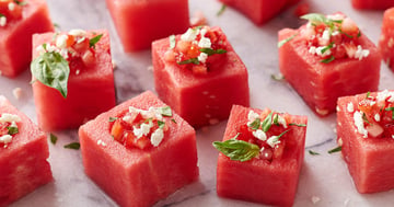 Coupes de Melon D’eau aux Fraises et au Basilic