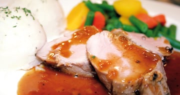 Filet de Porc Sauce aux Pommes et Romarin