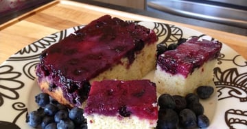 Gâteau Renversé aux Petits Fruits (Bleuets Framboises Mûres)