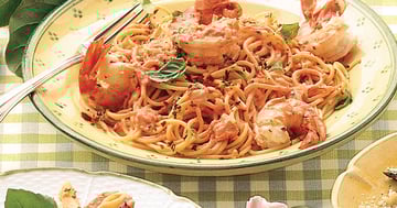 Linguine aux Crevettes à la Sauce Tomate Crémeuse