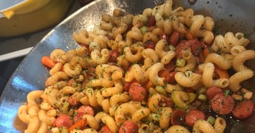 Macaroni Saucisses et Légumes