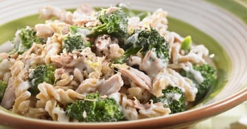 Pâtes au Thon et au Brocoli en Caserole