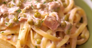 Pâtes Simplissimes au Thon et aux Pois