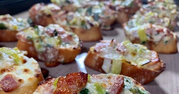 Pains aux Poireaux, Bacon et Fromage