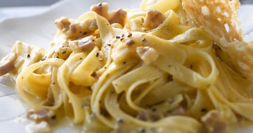 Pâtes à la Sauce Crémeuse à la Pancetta