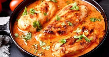 Poulet Sauce à la Crème et Tomates