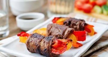 Roulés de Bœuf Farcis aux Poivrons et aux Carottes