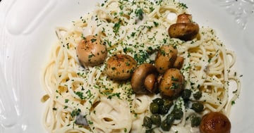 Spaghetti Crème de Champignons, Ail et Câpres