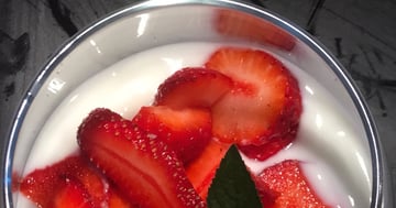 Verrine de Fraises et Yogourt