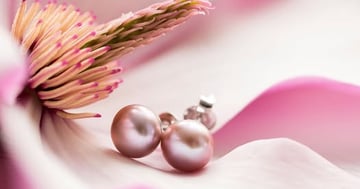 Concours Gagnez une paire de boucles d'oreilles Aura!